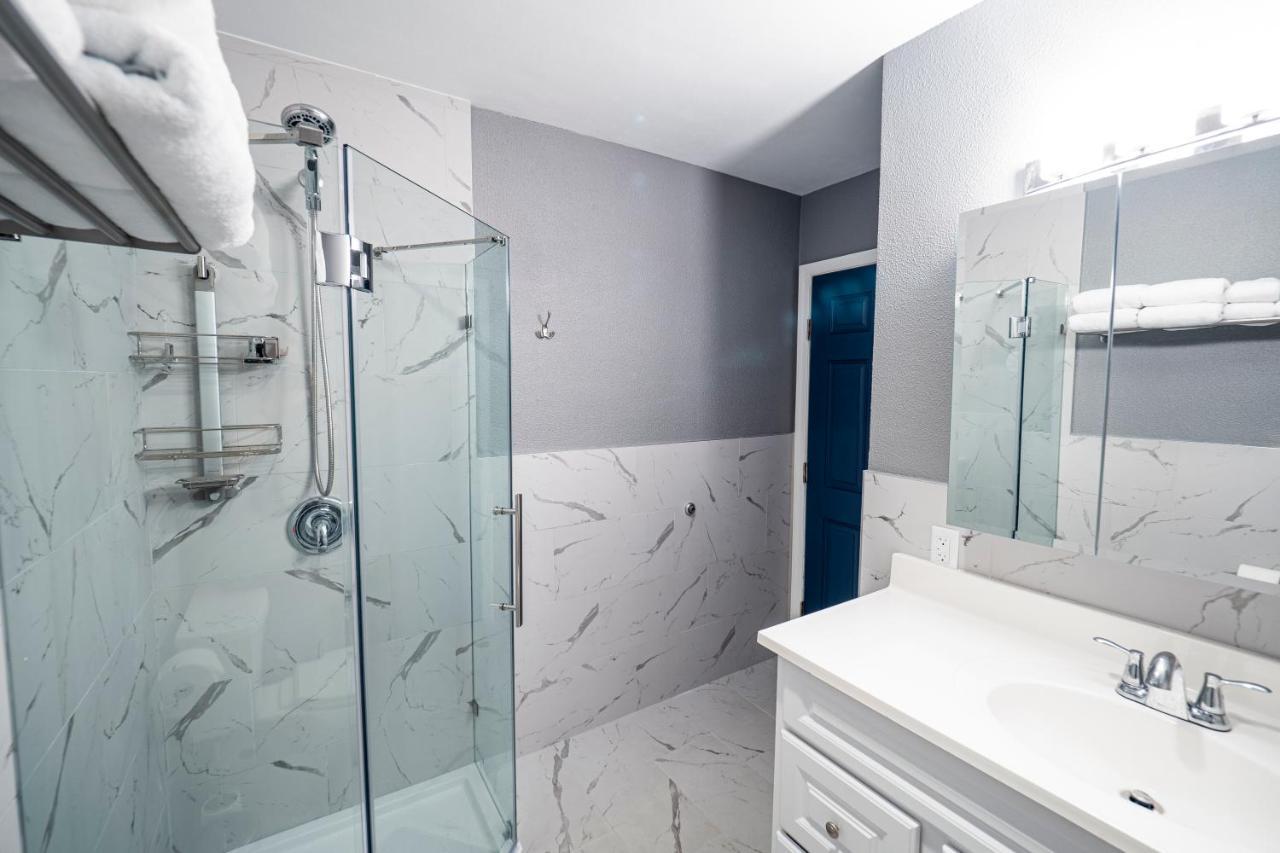 Вилла Newly Renovated 3Br2Ba Duplex With Private Dock Key Colony Beach Экстерьер фото